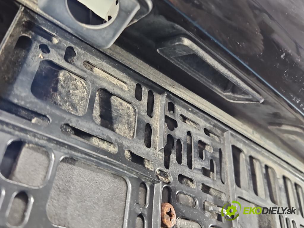 Peugeot 2008 I 2013-2019 1.2 12V 131 hp manual 96 kW 1199 cm3 5- zadní kufrové dveře  (Zadní kapota (kufr))