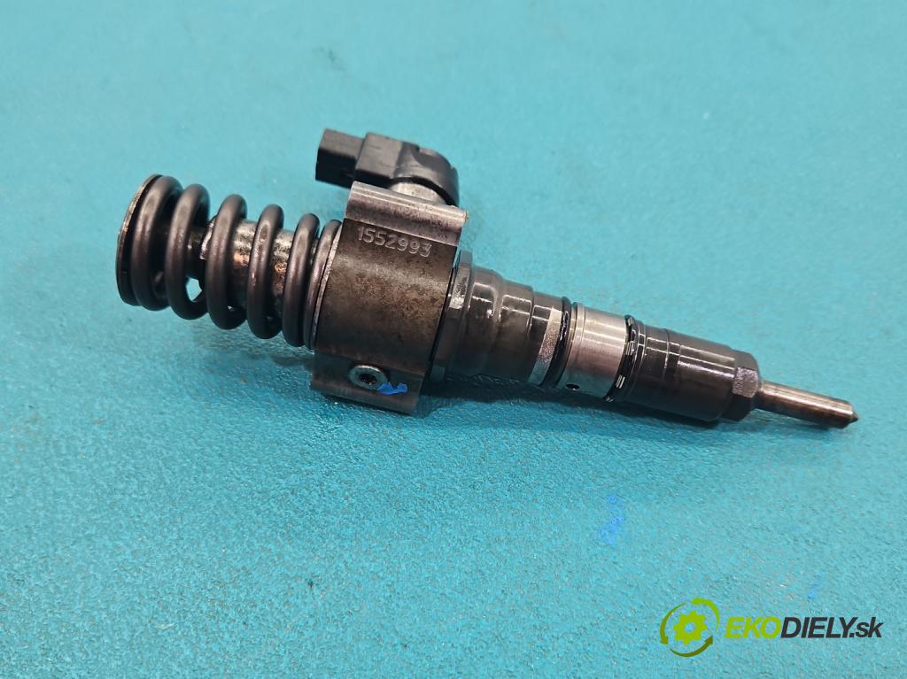 Vw Passat B6 2005-2010 2.0 tdi 140 HP automatic 103 kW 1968 cm3 5- vstrekovacie čerpadlo 03G130073S (Vstrekovač paliva)