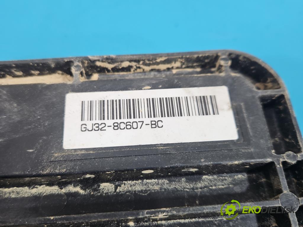 Land rover Range Rover Evoque I 2011-2018 2.0 td 150 hp automatic 110 kW 1999 cm3 5- ventilátor chladič GJ32-8C607-BC