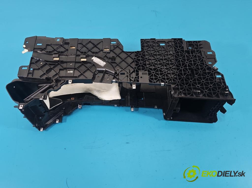 Land rover Range Rover Evoque I 2011-2018 2.0 td 150 HP automatic 110 kW 1999 cm3 5- operadlo BJ32-045C22-A (Lakťová opierka)