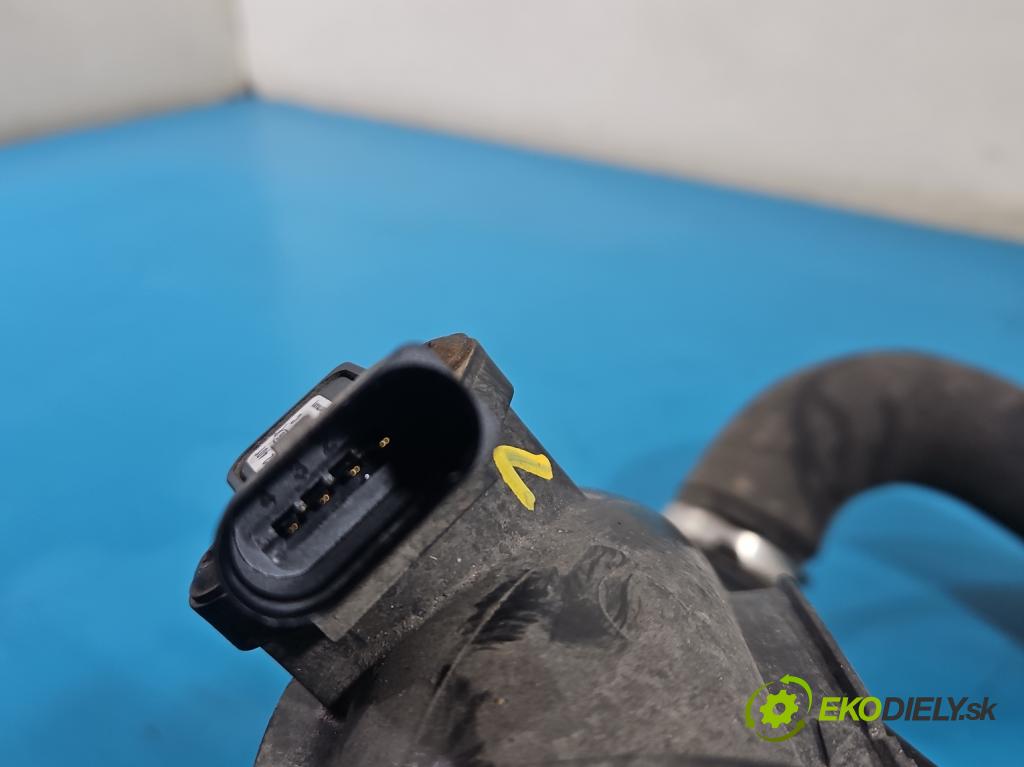 Audi A4 B8 2007-2015 2.0 tdi 136 HP manual 100 kW 1968 cm3 4- Trubka: 8K0145737K