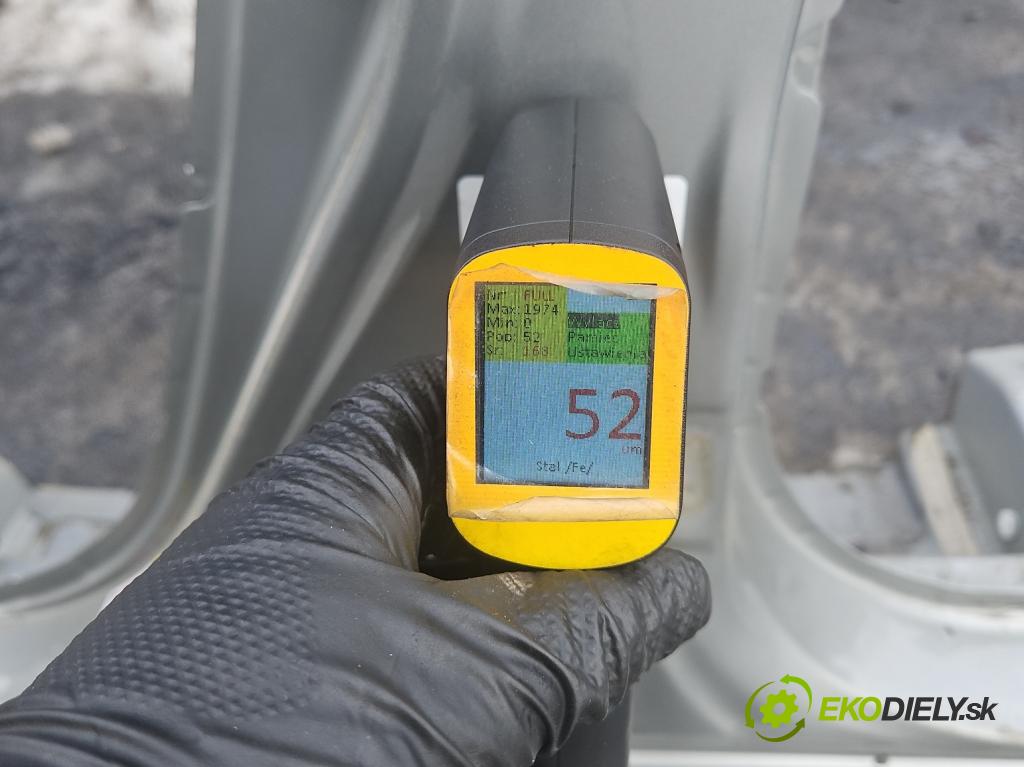 Toyota Auris II 2012-2018 1.8 hybrid 99 hp automatic 73 kW 1798 cm3 5- práh levý  (Karoserie ostatní)