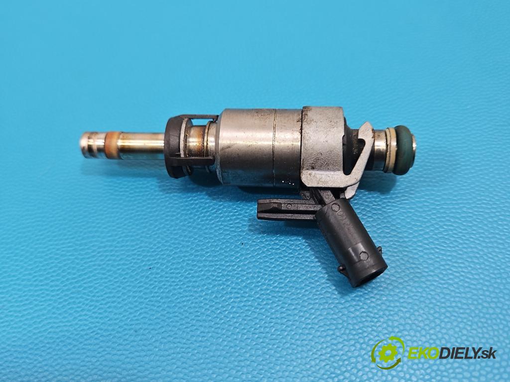 Audi A4 B9 2015-2024 2.0 TFSI 252KM automatic 185 kW 1984 cm3 4- vstrek 0261500244 (Vstrekovač paliva)