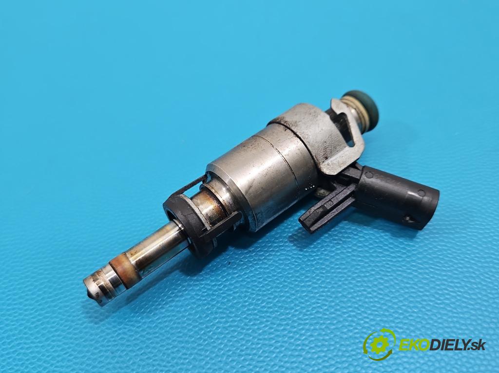 Audi A4 B9 2015-2024 2.0 TFSI 252KM automatic 185 kW 1984 cm3 4- vstrek 0261500244 (Vstrekovač paliva)