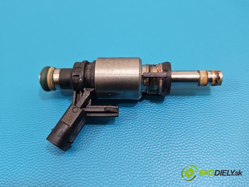 Audi A4 B9 2015-2024 2.0 TFSI 252KM automatic 185 kW 1984 cm3 4- vstrek 0261500244 (Vstrekovač paliva)