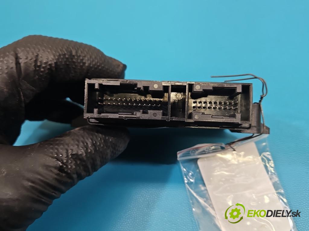 Land rover Range Rover Evoque I 2011-2018 2.0 td 150 HP automatic 110 kW 1999 cm3 5- riadiaca jednotka parkovaní: GX63-15C859-DM