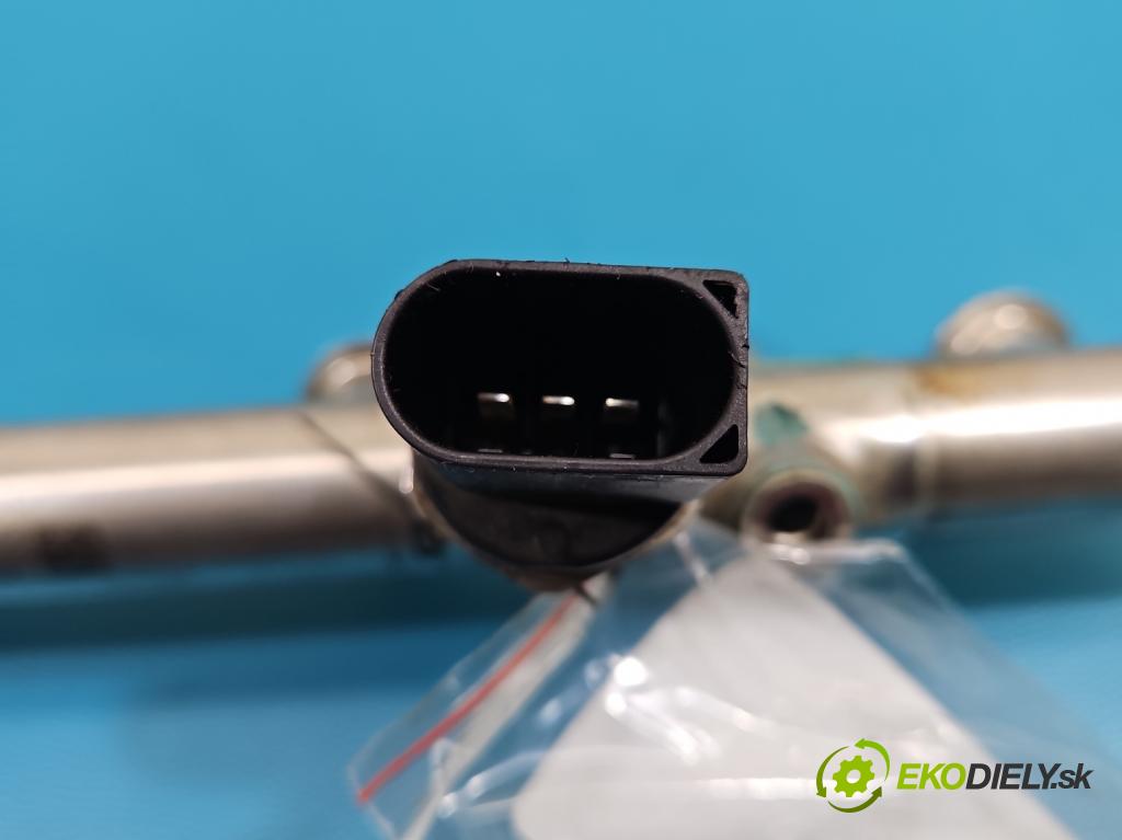 Audi A4 B9 2015-2024 2.0 TFSI 252KM automatic 185 kW 1984 cm3 4- lišta vstrekovacia 06K133317G (Vstrekovacia lišta)