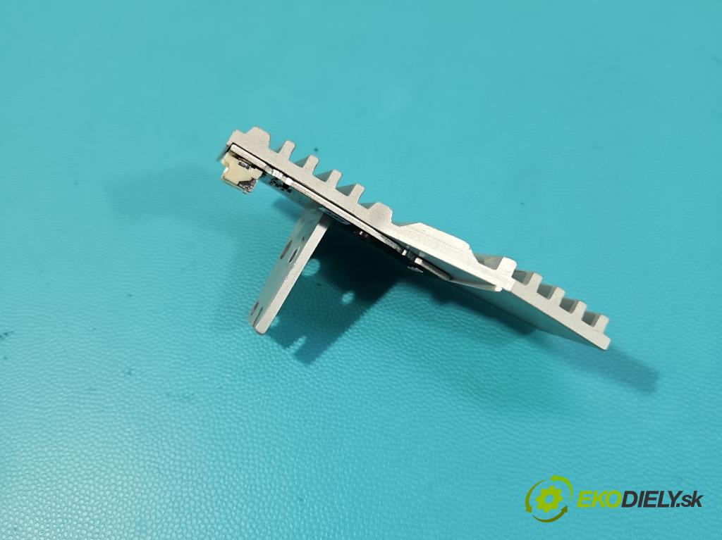 Land rover Range Rover Evoque I 2011-2018 2.0 td 150 HP automatic 110 kW 1999 cm3 5- modul lampy: 08M000