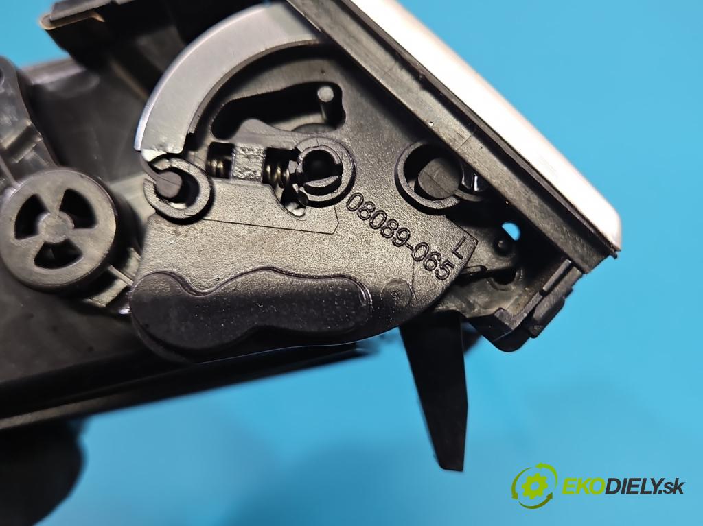 Land rover Range Rover Evoque I 2011-2018 2.0 td 150 hp automatic 110 kW 1999 cm3 5- Mřížka: topení 08089-005