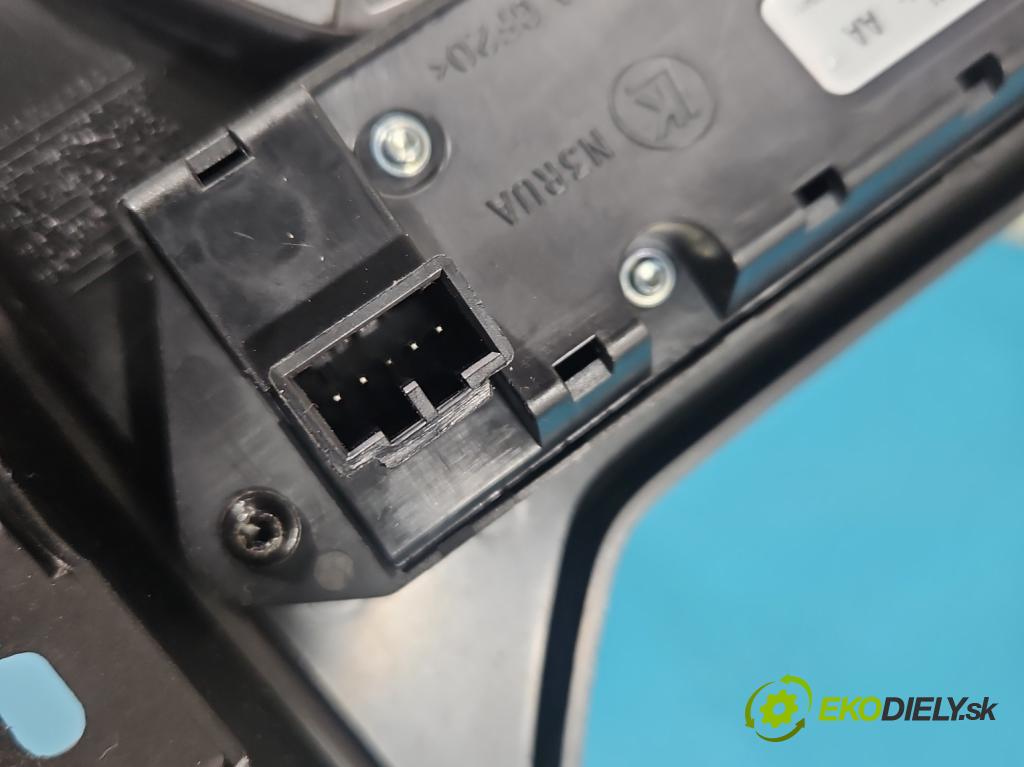 Land rover Range Rover Evoque I 2011-2018 2.0 td 150 HP automatic 110 kW 1999 cm3 5- kryt plast GJ32-14B596-AA