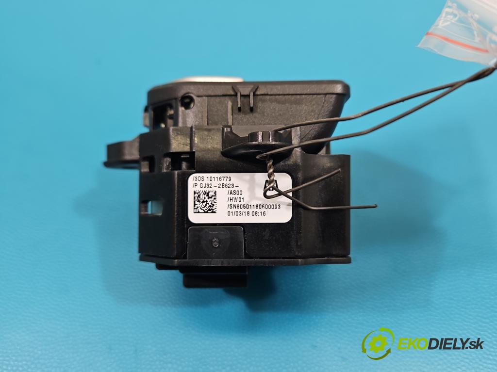 Land rover Range Rover Evoque I 2011-2018 2.0 td 150 hp automatic 110 kW 1999 cm3 5- Přepínač brzda: ručního GJ32-2B623-AA (Páčky pod volantem)