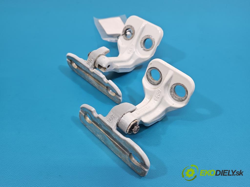 Land rover Range Rover Evoque I 2011-2018 2.0 td 150 hp automatic 110 kW 1999 cm3 5- Závěs: dveře zadní pravý BJ32228A