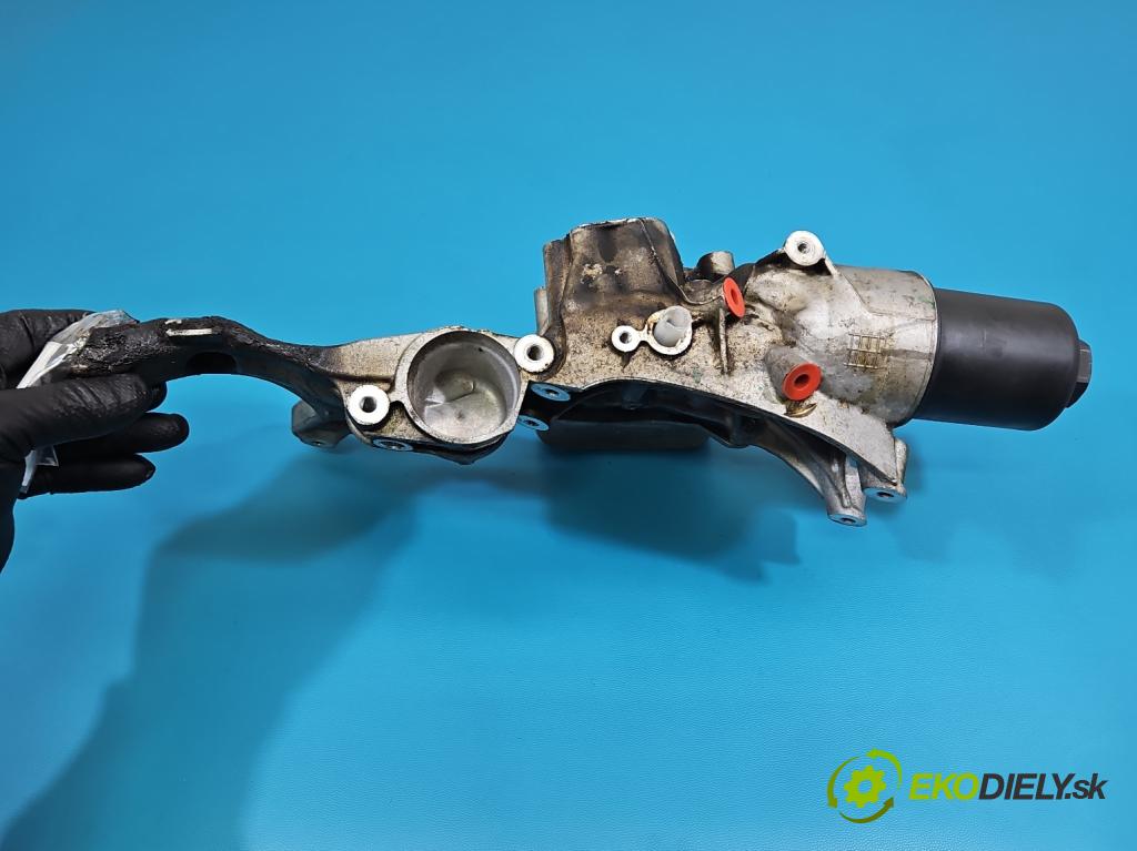 Audi A4 B9 2015-2024 2.0 TFSI 252KM automatic 185 kW 1984 cm3 4- Základ: filtra oleja: 06L903143D (Obal olejového filtra)