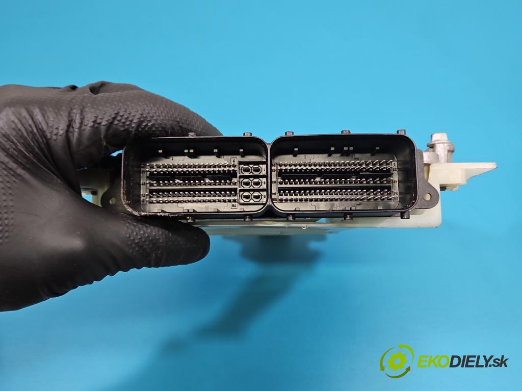 Land rover Range Rover Evoque I 2011-2018 2.0 td 150 HP automatic 110 kW 1999 cm3 5- riadiaca jednotka motora HX73-12C520-FFE