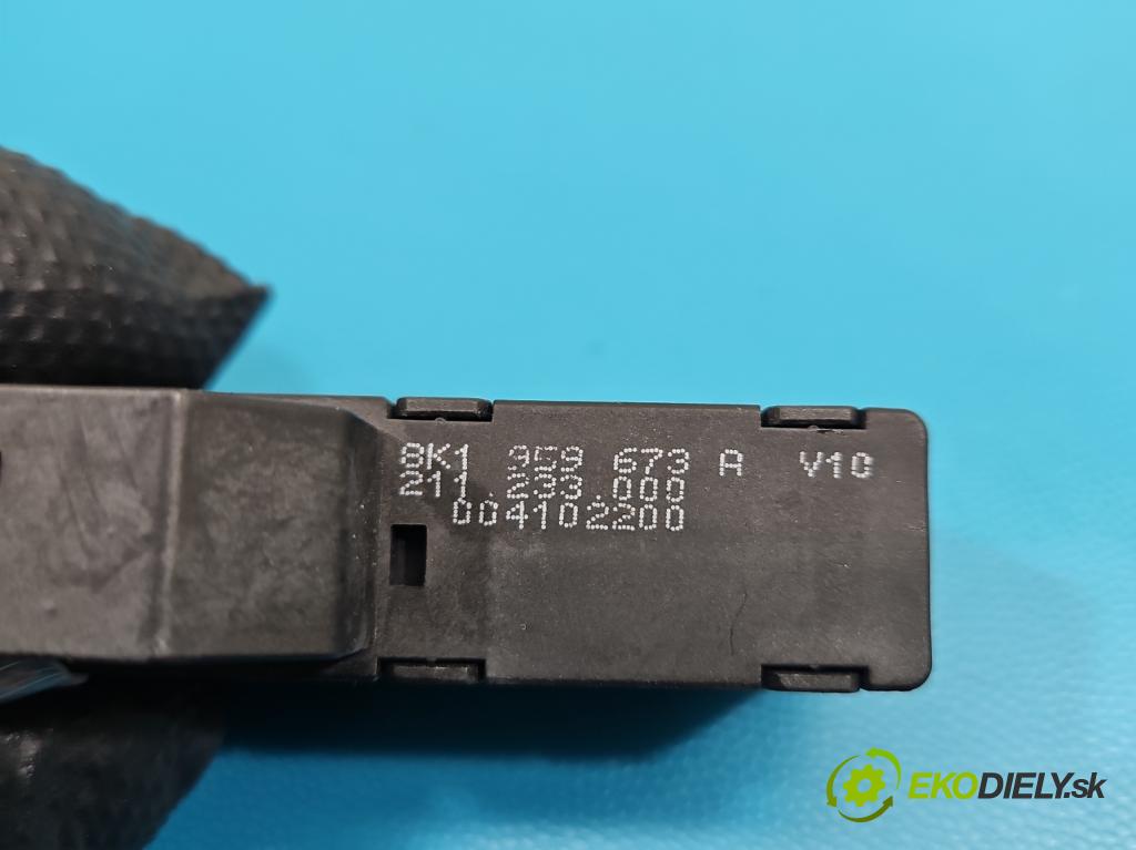 Audi A4 B8 2007-2015 2.0 tdi 136 HP manual 100 kW 1968 cm3 4- prepínač ostatné 8K1959673A