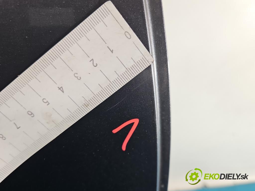 Skoda Kamiq 1.0 TSI 116 HP automatic 85 kW 999 cm3 5- dvere zadné pravé  (Kľučka dverí ostatné)