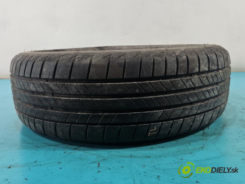 Skoda Kamiq 1.0 TSI 116 HP automatic 85 kW 999 cm3 5- pneumatika letné pár