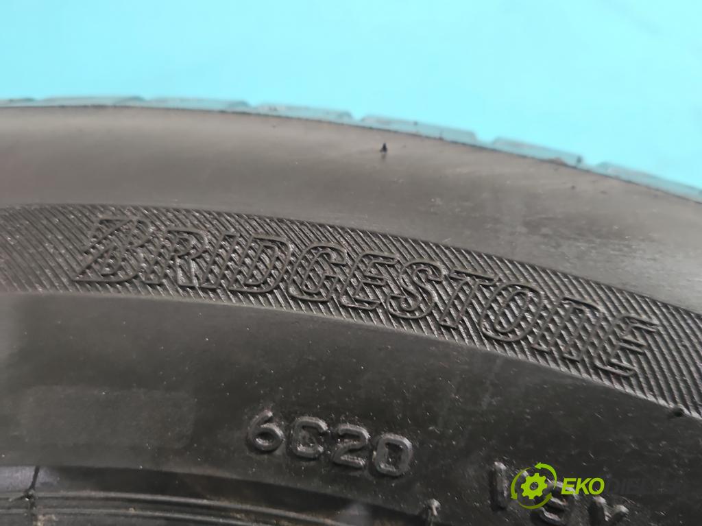 Skoda Kamiq 1.0 TSI 116 HP automatic 85 kW 999 cm3 5- pneumatika letné pár