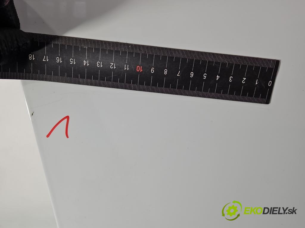 Vw Tiguan II 2016-2024 1.5 TSI 150 HP automatic 110 kW 1498 cm3 5- dvere predné pravé  (Kľučka dverí ostatné)