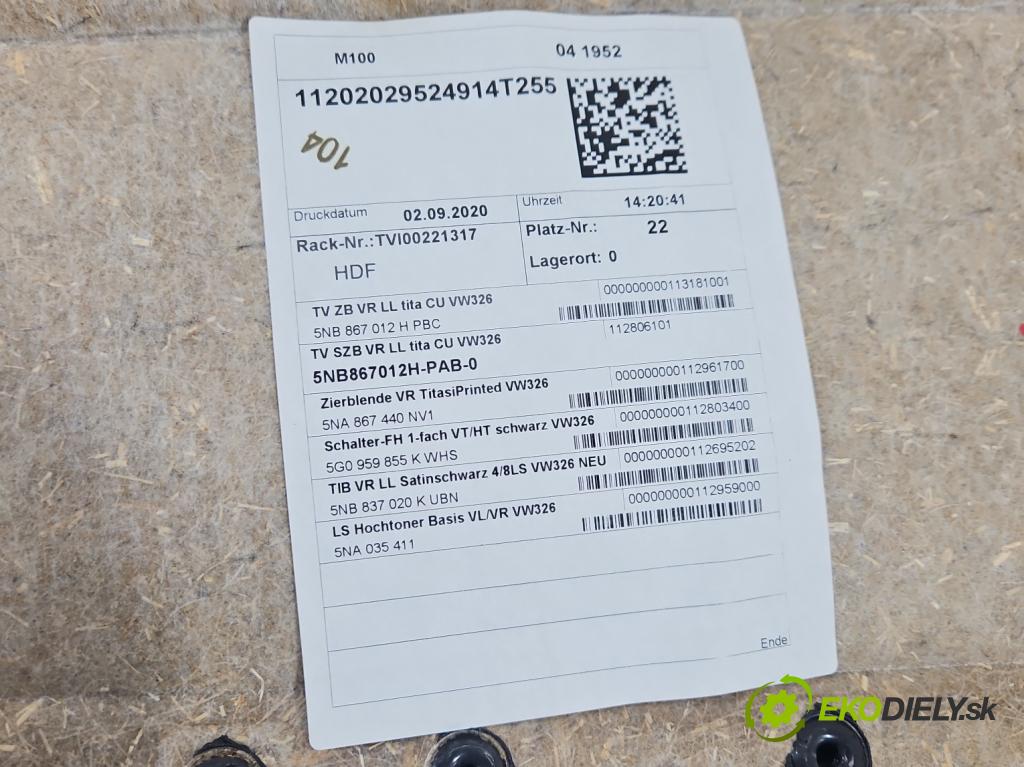 Vw Tiguan II 2016-2024 1.5 TSI 150 hp automatic 110 kW 1498 cm3 5- Tapacír: dveře přední pravé