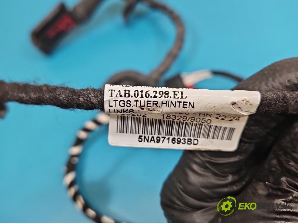 Vw Tiguan II 2016-2024 1.5 TSI 150 HP automatic 110 kW 1498 cm3 5- Zväzok: dvere zadné vľavo: 5NA971693BD