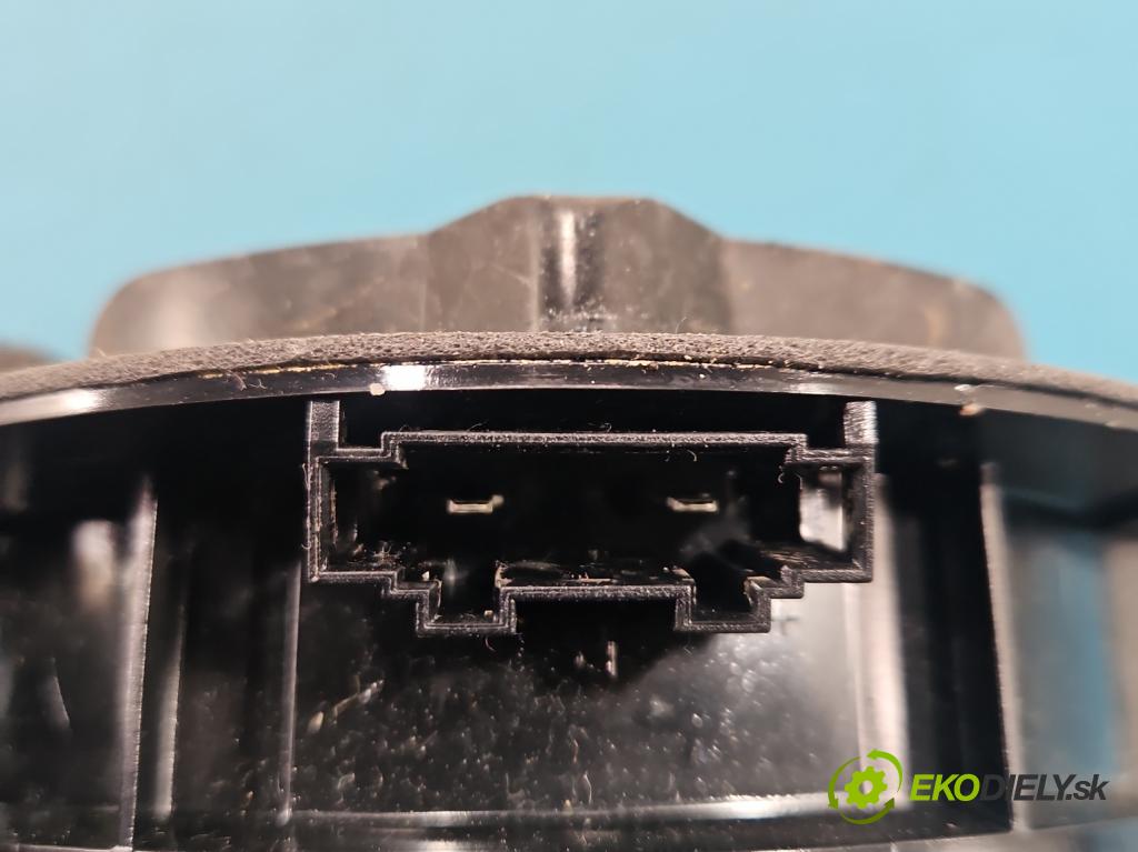 Vw Tiguan II 2016-2024 1.5 TSI 150 HP automatic 110 kW 1498 cm3 5- Reproduktor 5NA035453