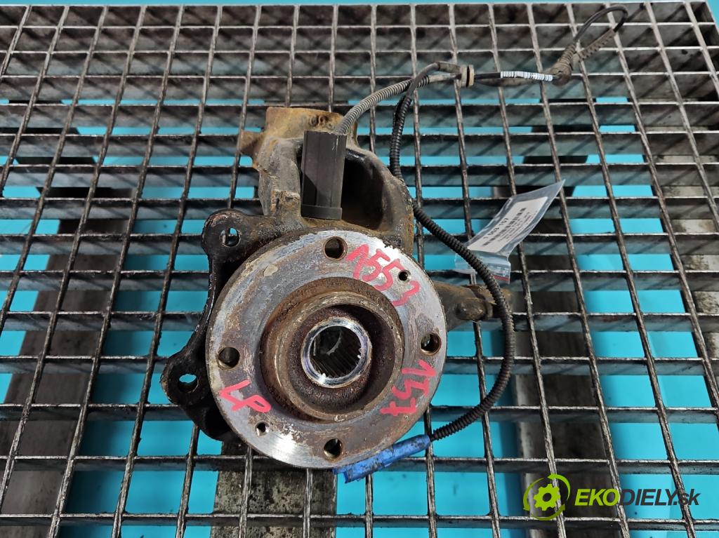 Peugeot 2008 I 2013-2019 1.2 12V 131 hp manual 96 kW 1199 cm3 5- náboj levé  (Náboj kola)