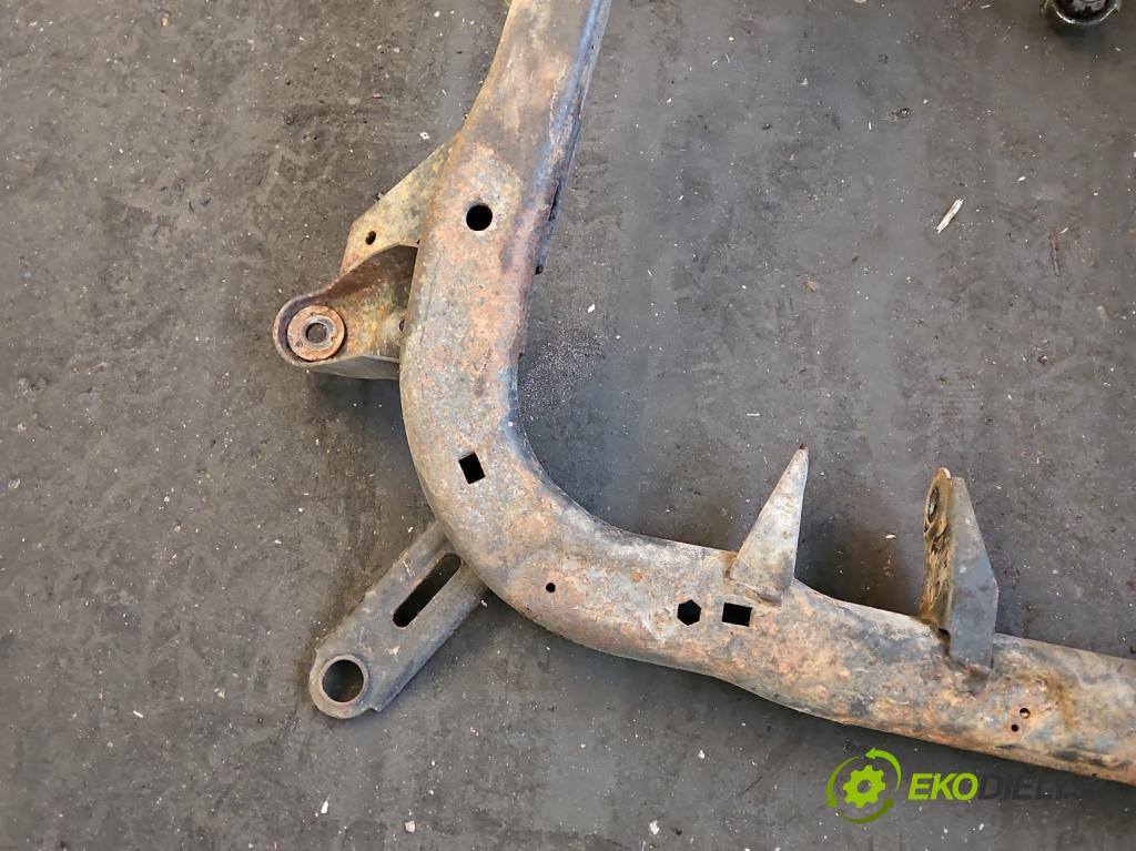 Opel Combo C 2001-2011 1.7 dti 65 HP manual 48 kW 1686 cm3 5- výstuha motora