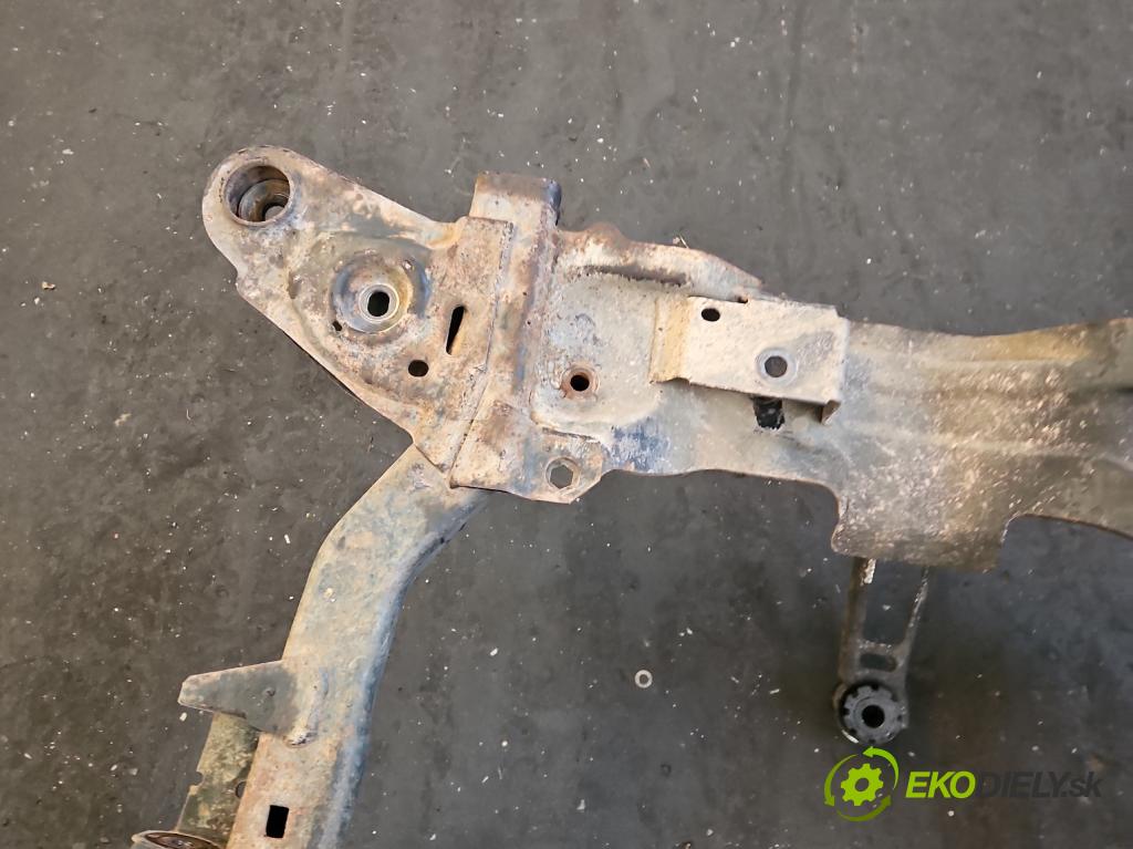 Opel Combo C 2001-2011 1.7 dti 65 HP manual 48 kW 1686 cm3 5- výstuha motora