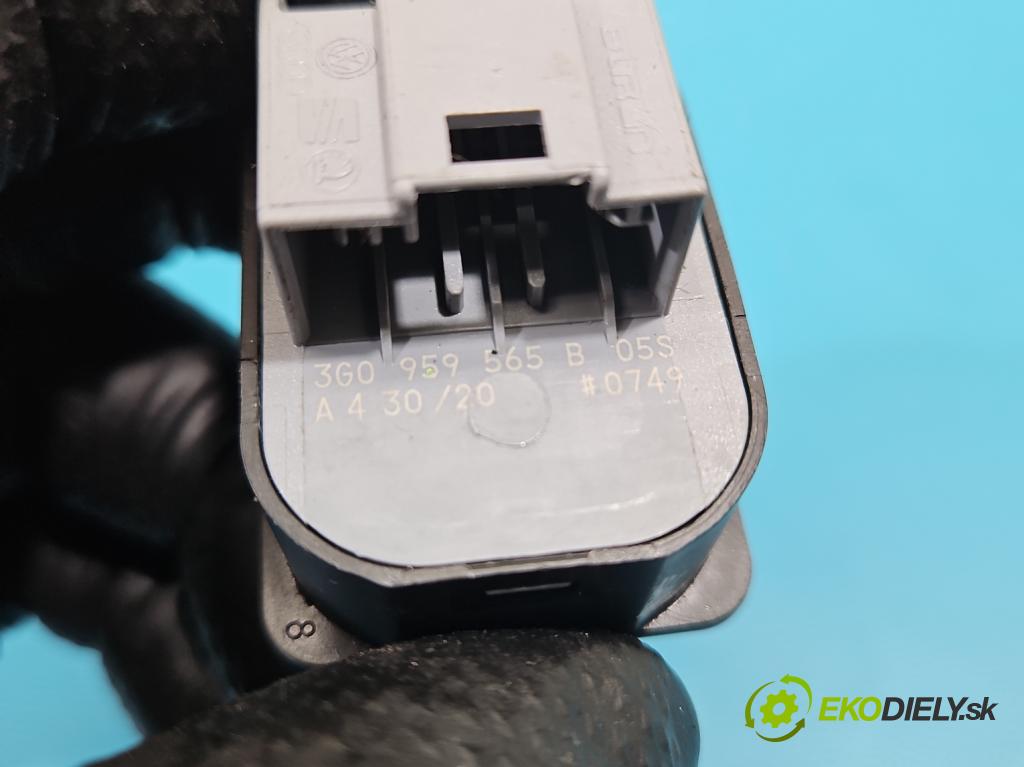 Vw Tiguan II 2016-2024 1.5 TSI 150 HP automatic 110 kW 1498 cm3 5- prepínač okien spätných zrkadiel 3G0959565B