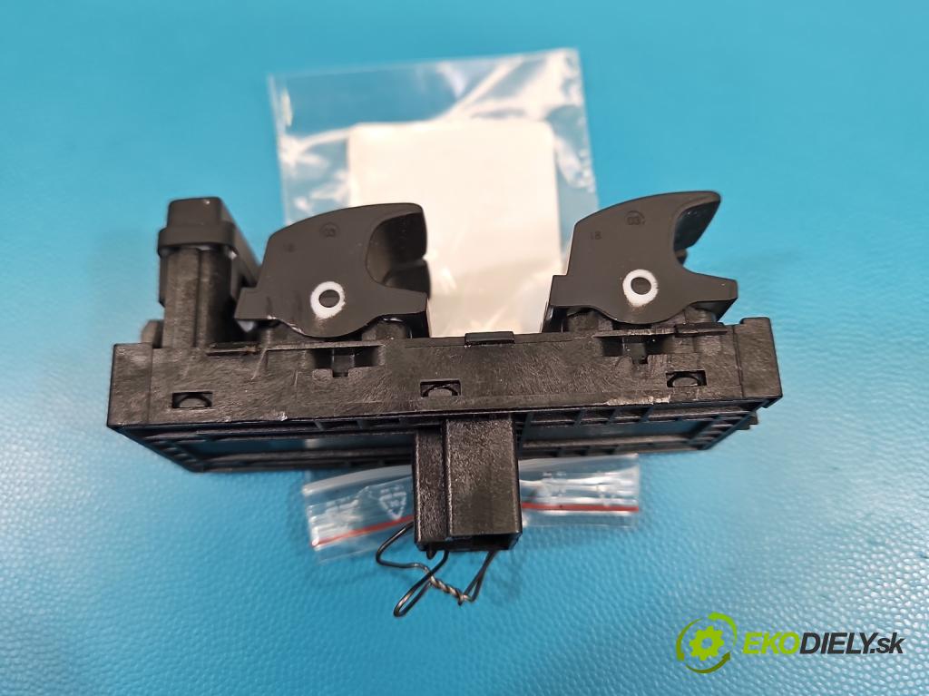 Vw Tiguan II 2016-2024 1.5 TSI 150 HP automatic 110 kW 1498 cm3 5- prepínač okien spätných zrkadiel 5G0959857D