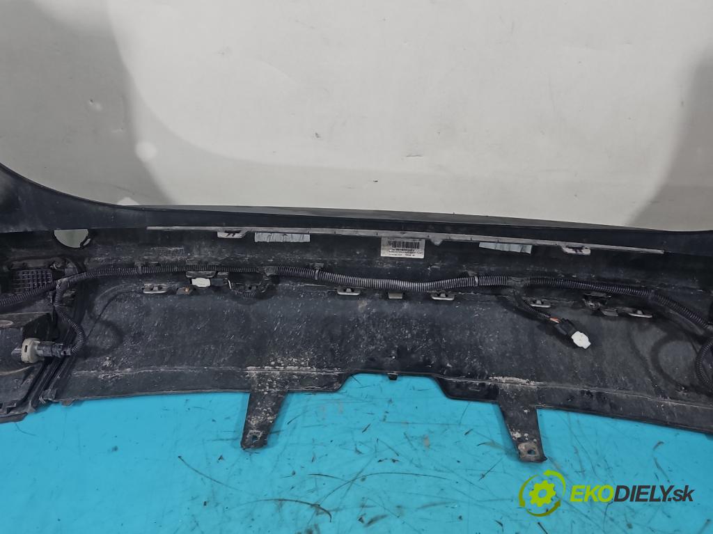 Peugeot 2008 I 2013-2019 1.2 12V 131 hp manual 96 kW 1199 cm3 5- nárazník zadní  (Klika dveří ostatní)