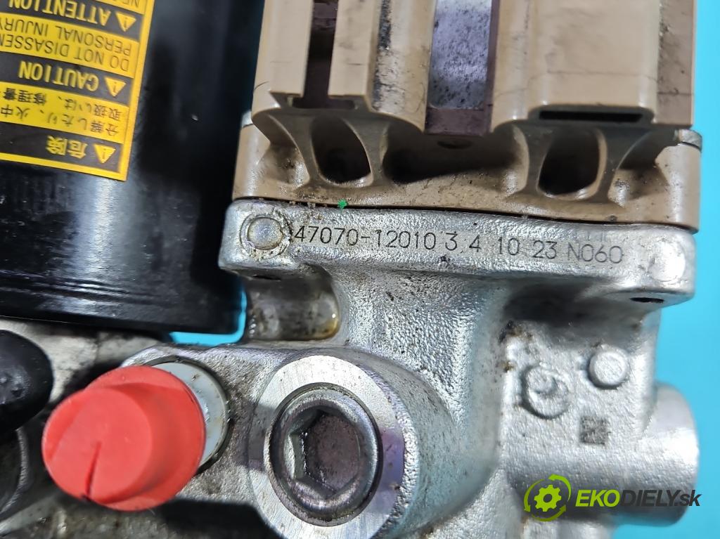 Toyota Auris II 2012-2018 1.8 hybrid 99 HP automatic 73 kW 1798 cm3 5- čerpadlo abs 47070-12010 (Pumpa ABS)