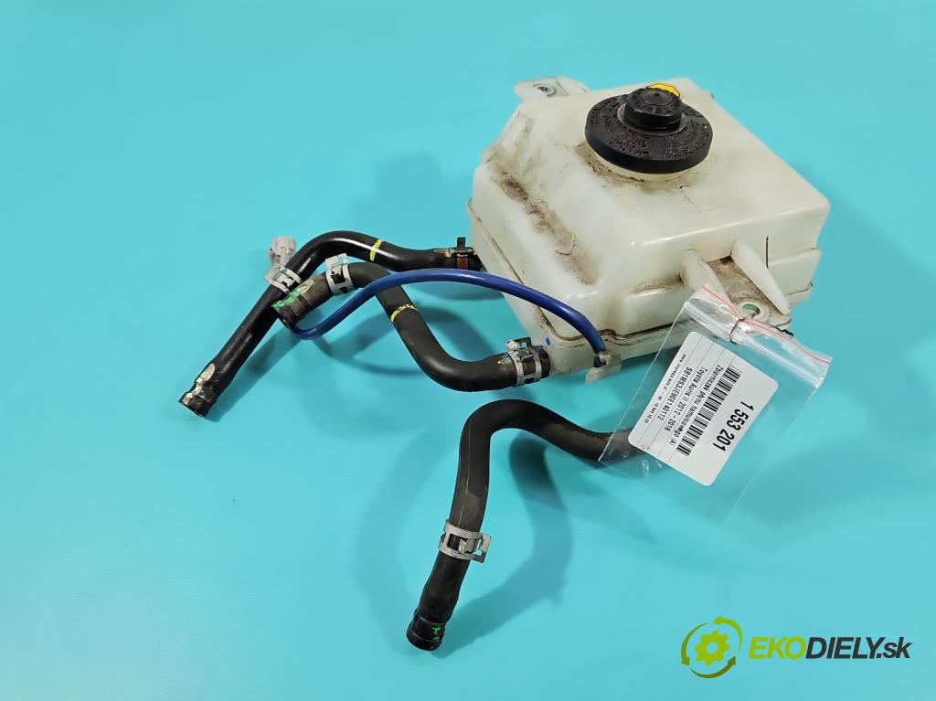 Toyota Auris II 2012-2018 1.8 hybrid 99 HP automatic 73 kW 1798 cm3 5- nádržka tekutina: brzdový