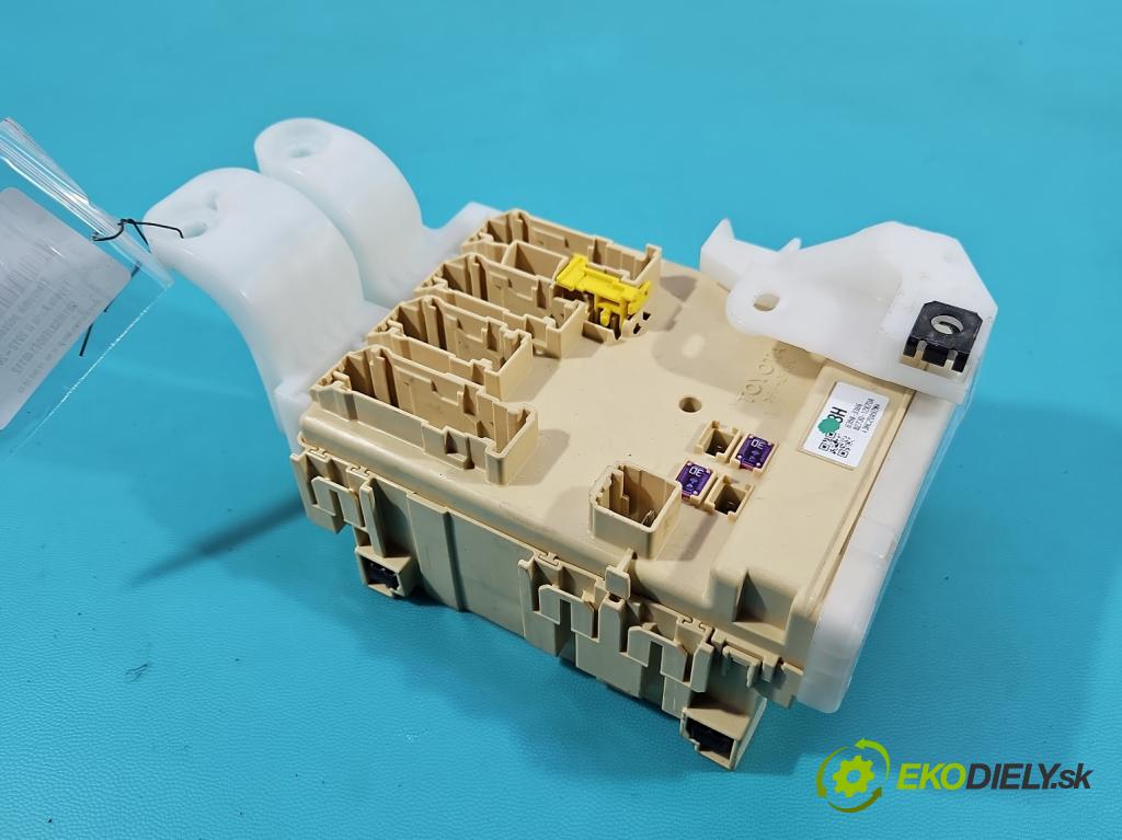 Toyota Auris II 2012-2018 1.8 hybrid 99 hp automatic 73 kW 1798 cm3 5- řídící jednotka 89221-02331