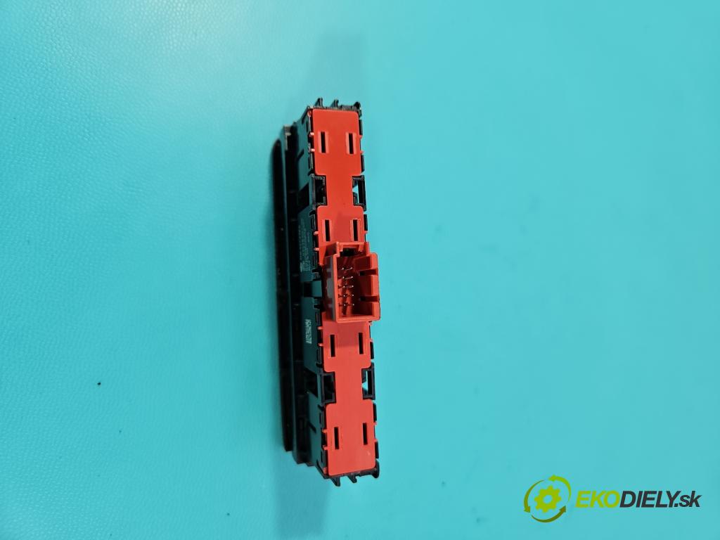 Vw Tiguan II 2016-2024 1.5 TSI 150 HP automatic 110 kW 1498 cm3 5- prepínač ostatné 5NB927238B