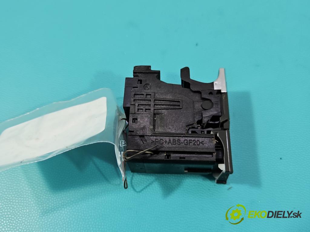 Vw Tiguan II 2016-2024 1.5 TSI 150 hp automatic 110 kW 1498 cm3 5- Přepínač brzda: ručního 5NA927225B (Páčky pod volantem)