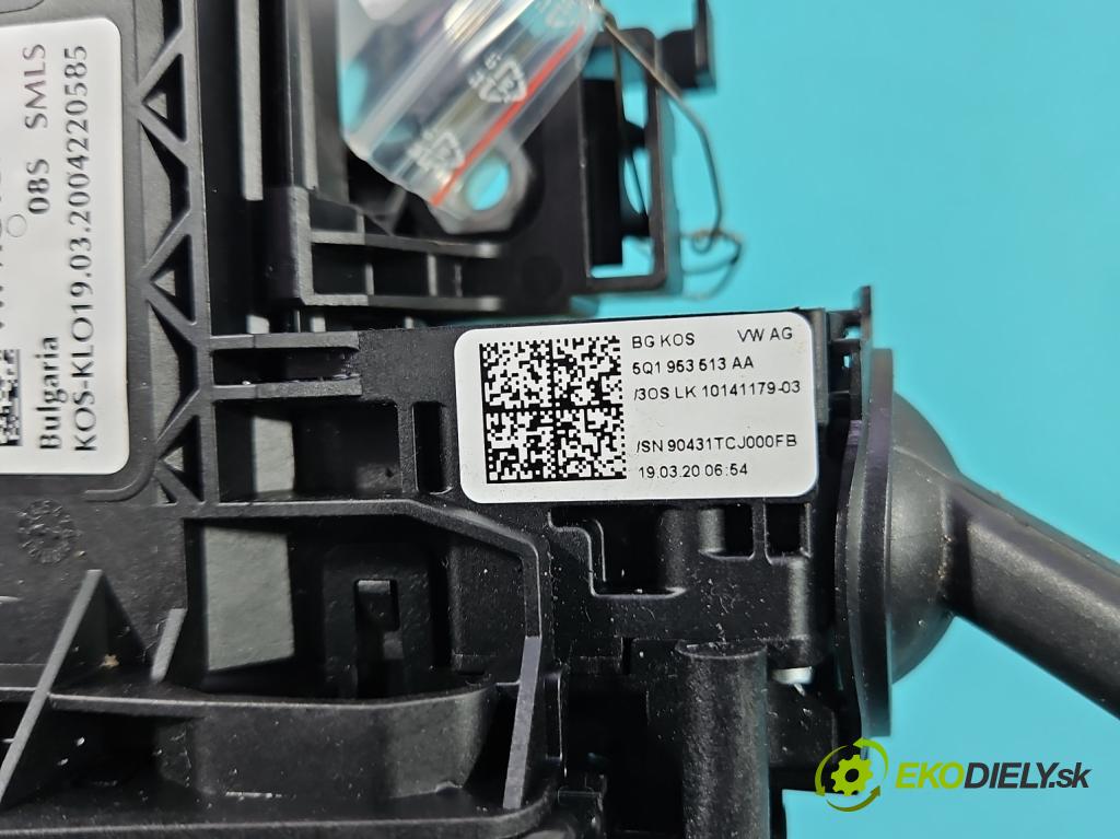 Vw Tiguan II 2016-2024 1.5 TSI 150 HP automatic 110 kW 1498 cm3 5- prepínač komplex: 5Q0953223 (Prepínacie páčky pod volantom)
