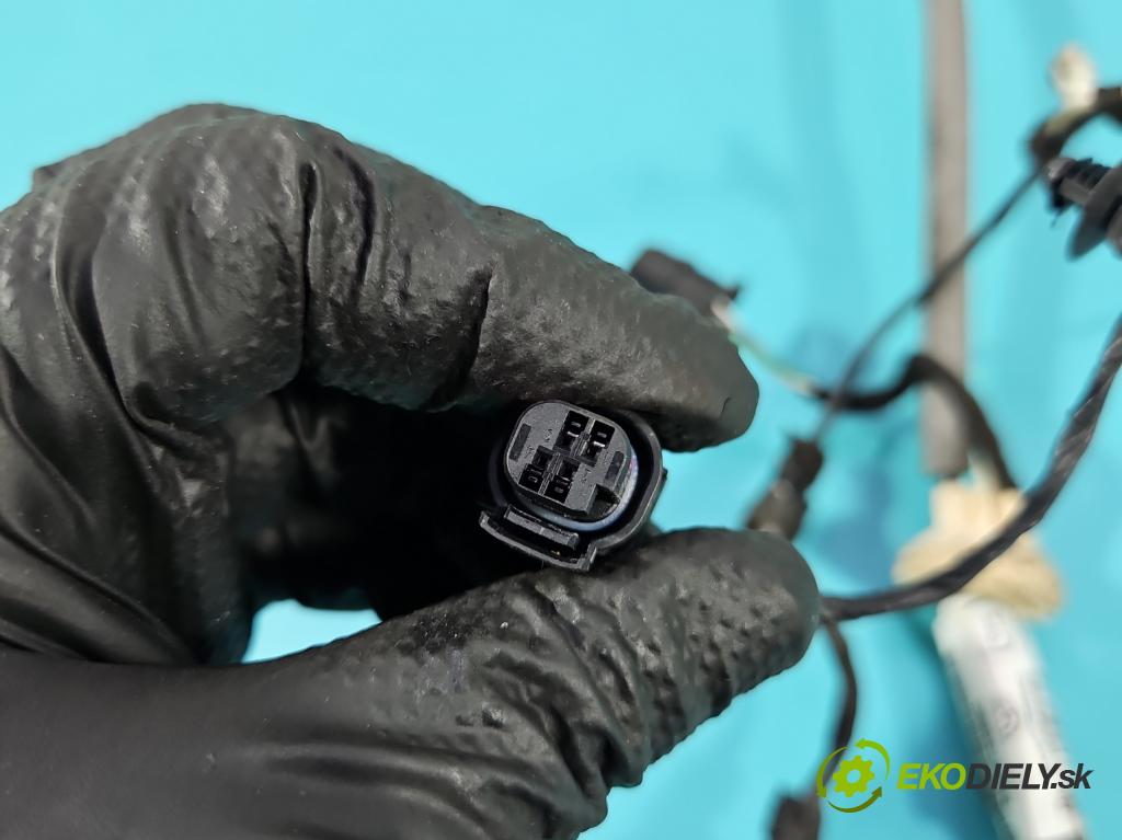 Vw Tiguan II 2016-2024 1.5 TSI 150 HP automatic 110 kW 1498 cm3 5- čára: 5NA972296C