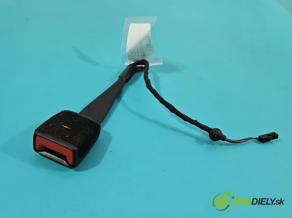 Vw Tiguan II 2016-2024 1.5 TSI 150 HP automatic 110 kW 1498 cm3 5- pas bezpečnosť: predné pravý 5NA857756A