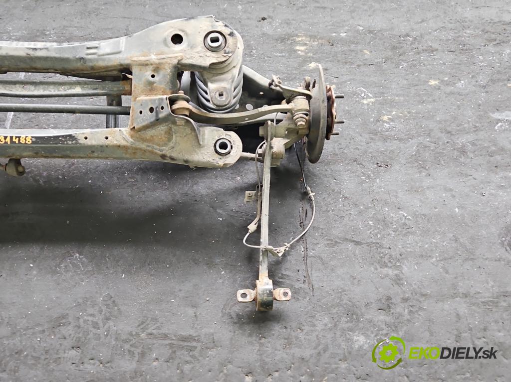 Toyota Auris II 2012-2018 1.8 hybrid 99 HP automatic 73 kW 1798 cm3 5- zadna výstuha (Výstuha zadná)