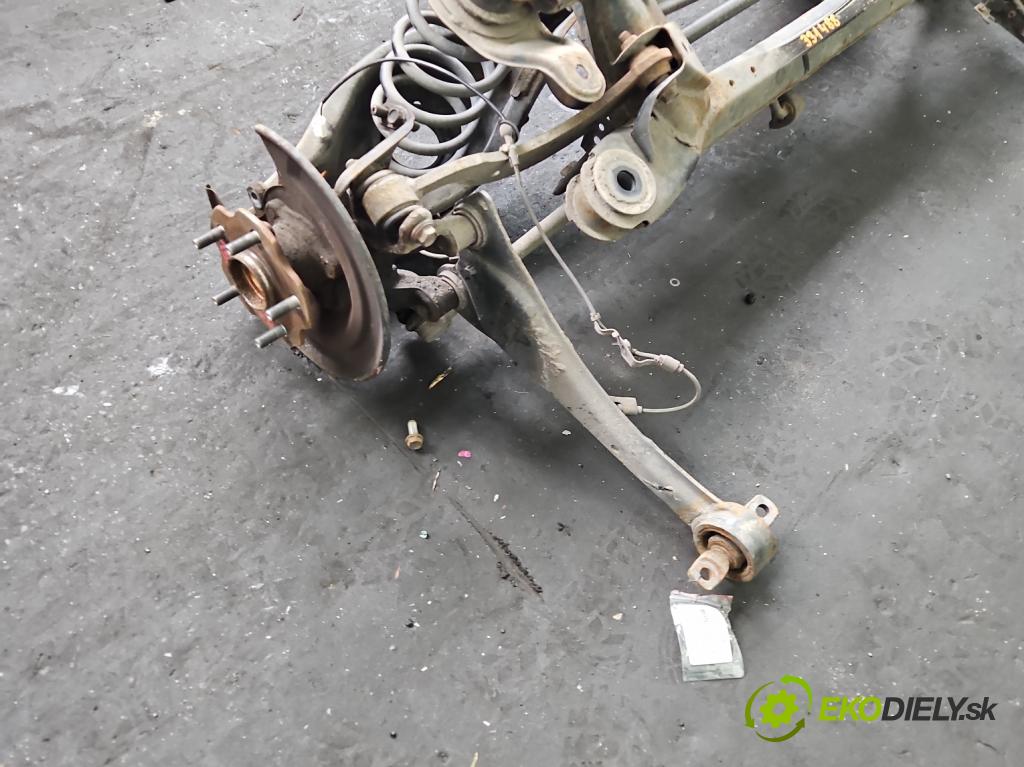 Toyota Auris II 2012-2018 1.8 hybrid 99 HP automatic 73 kW 1798 cm3 5- zadna výstuha (Výstuha zadná)