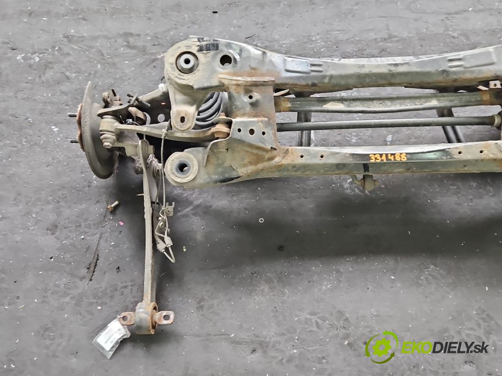 Toyota Auris II 2012-2018 1.8 hybrid 99 HP automatic 73 kW 1798 cm3 5- zadna výstuha (Výstuha zadná)