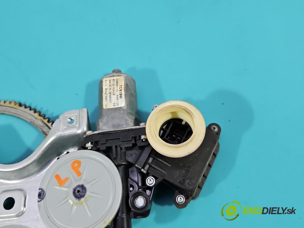 Toyota Auris II 2012-2018 1.8 hybrid 99 HP automatic 73 kW 1798 cm3 5- mechanizmus okna predné ľavý 85702-02020