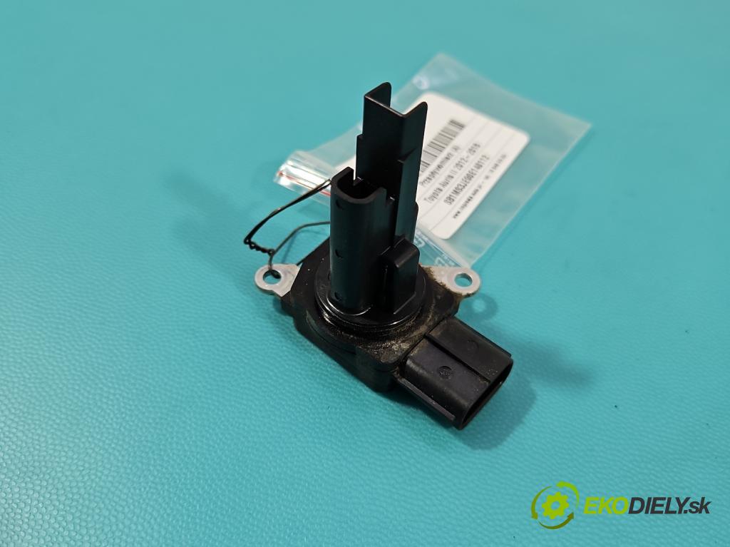 Toyota Auris II 2012-2018 1.8 hybrid 99 HP automatic 73 kW 1798 cm3 5- průtokoměr: 22204-0V020 (Váha vzduchu)