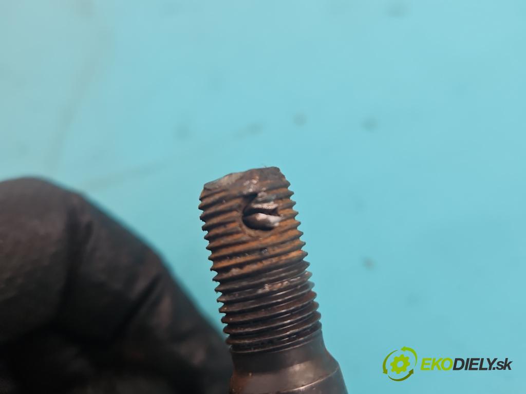 Toyota Auris II 2012-2018 1.8 hybrid 99 HP automatic 73 kW 1798 cm3 5- Ozubené kolo: volant 45510-02320