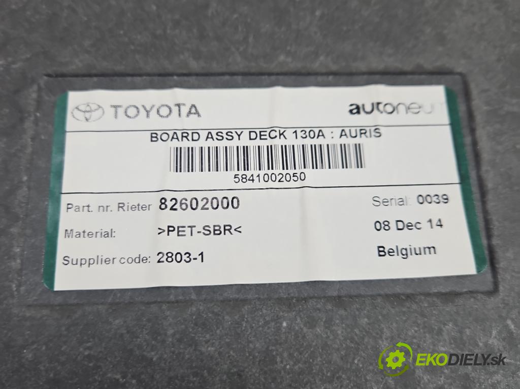 Toyota Auris II 2012-2018 1.8 hybrid 99 HP automatic 73 kW 1798 cm3 5- koberec do auta kufra: 58410-02050