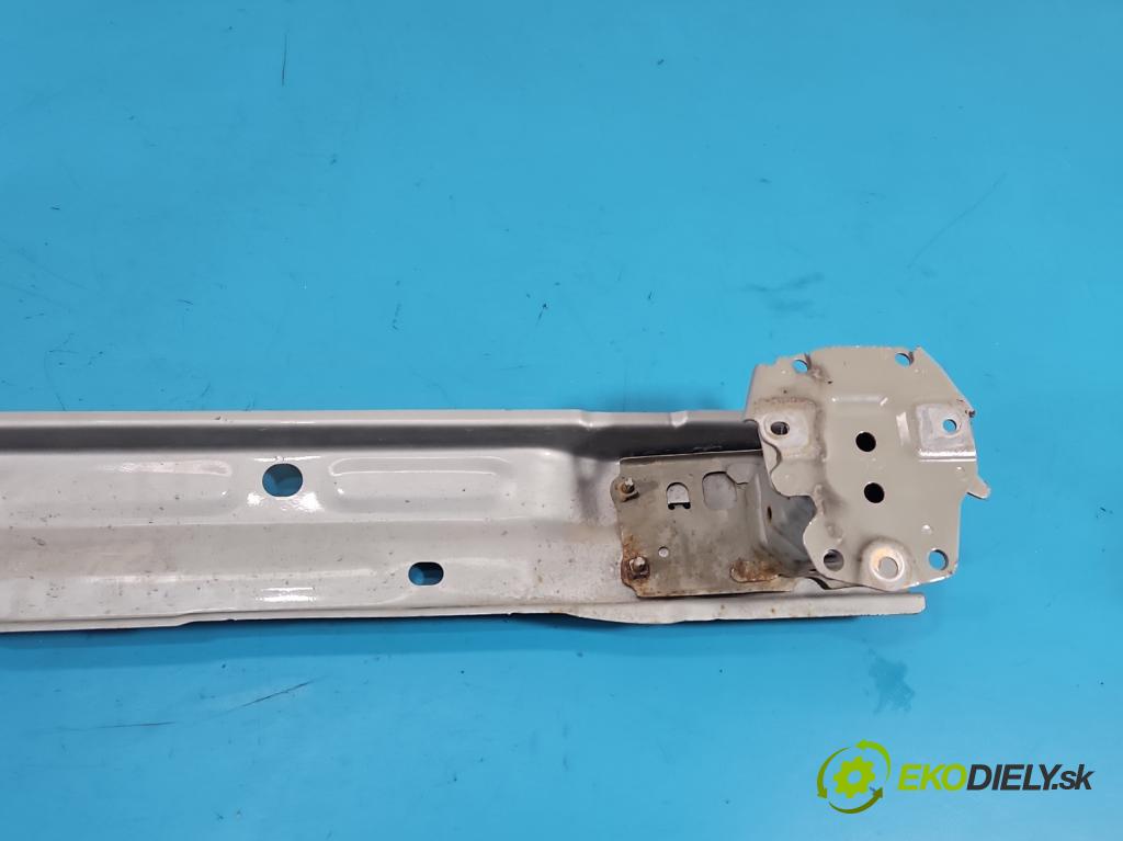 Toyota Auris II 2012-2018 1.8 hybrid 99 hp automatic 73 kW 1798 cm3 5- výztuha nárazníku zadní