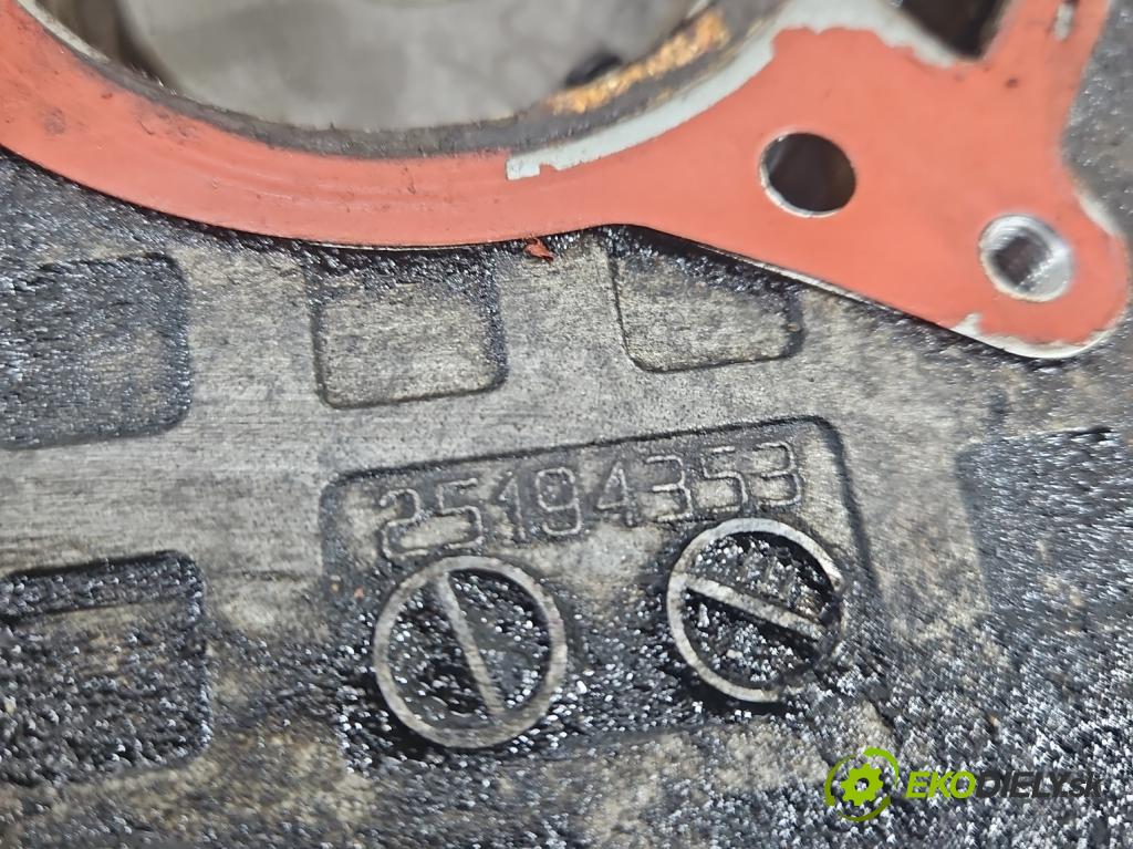 Opel Corsa E 2014-2019 1.4 16V 90 HP manual 66 kW 1398 cm3 5- obal načasovanie 25194353 (Kryt motora)