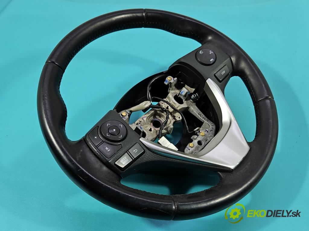 Toyota Auris II 2012-2018 1.8 hybrid 99 HP automatic 73 kW 1798 cm3 5- volant  (Volant)